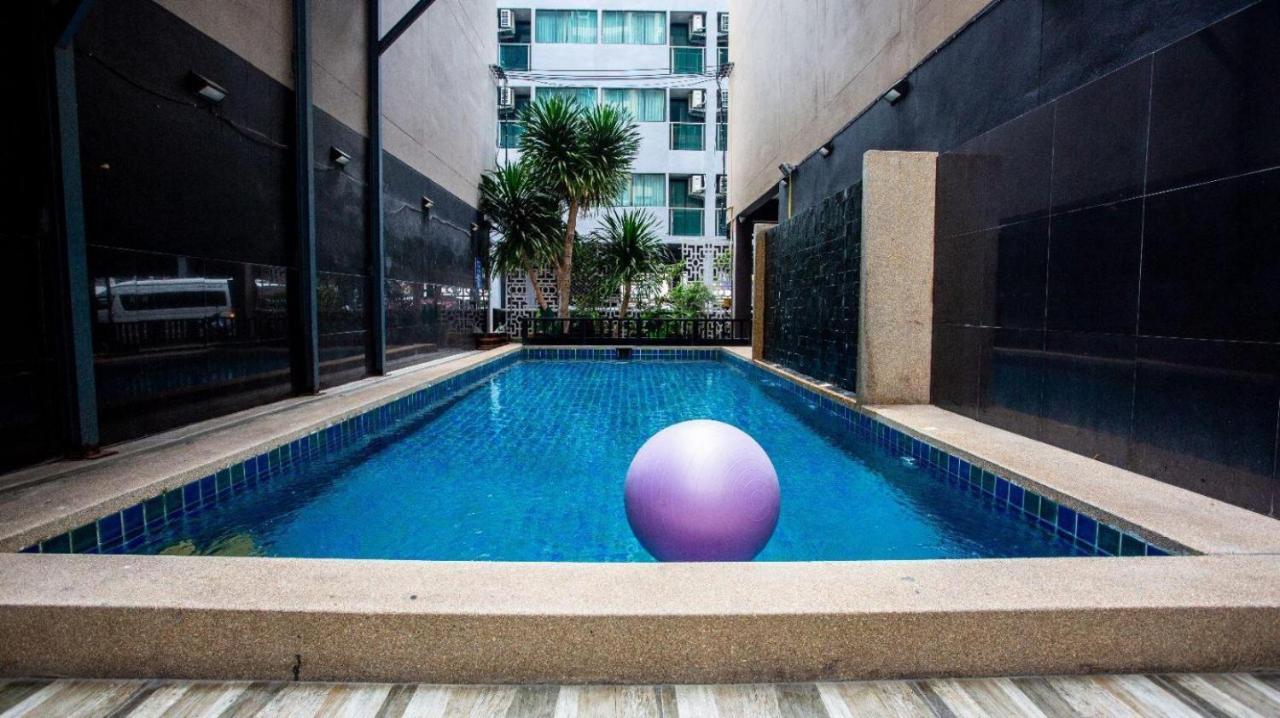 Grande Classic By Goad Avadhess Hospitality 1 Km Walking Street Pattaya Beach Exterior photo